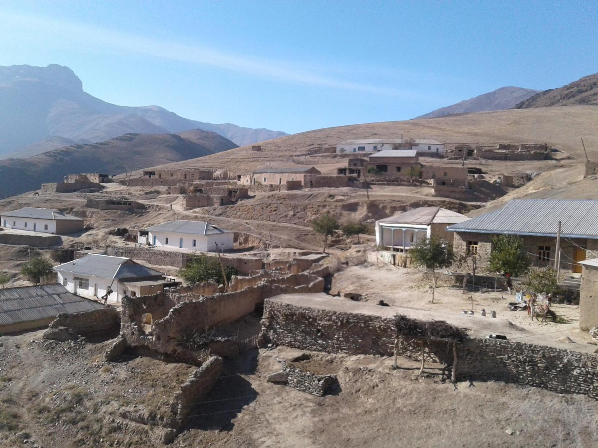 Hayat Guesthouse Nuratau Mountain Yukary-Ukhum Extérieur photo