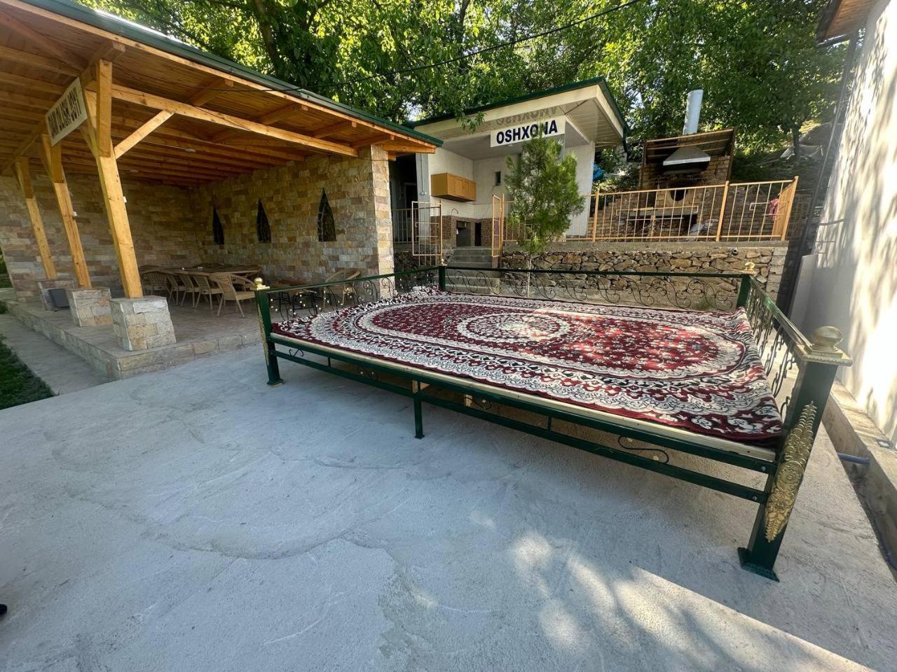 Hayat Guesthouse Nuratau Mountain Yukary-Ukhum Extérieur photo